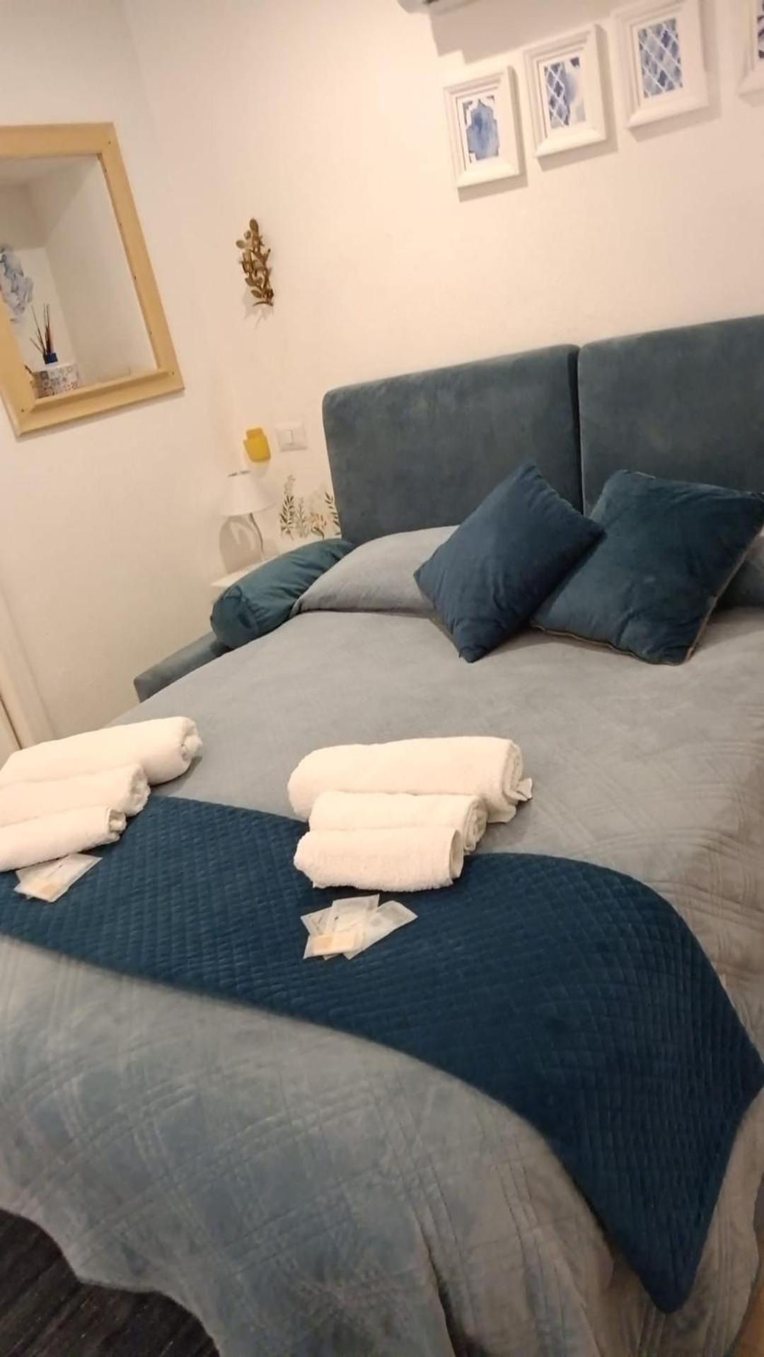 Tinnyhouse Napoli Ngoại thất bức ảnh